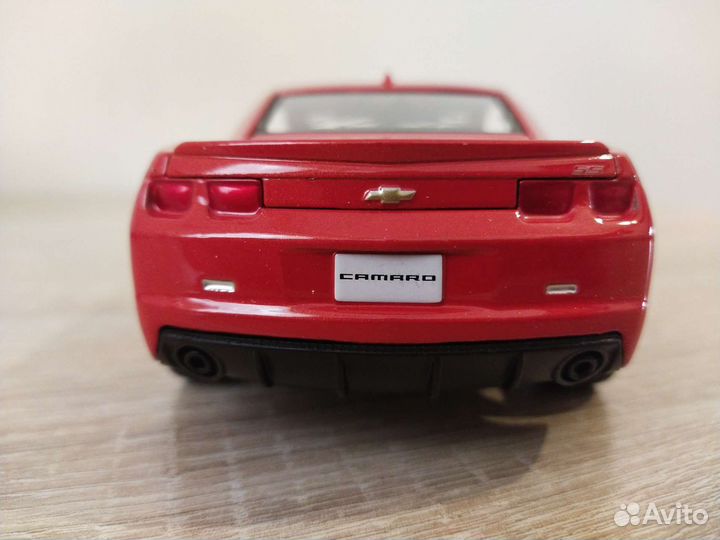 Модель 1:24, новая, Chevrolet Camaro SS RS 2010