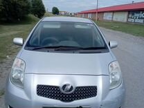 Toyota Vitz 1.3 CVT, 2006, 140 000 км, с пробегом, цена 350 000 руб.