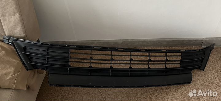 Решетка радиатора Toyota RAV4 2015-2019