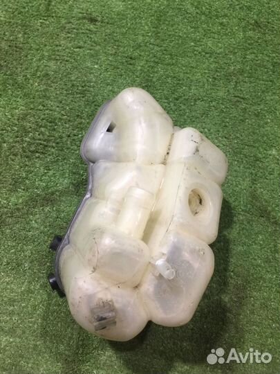 Расширительный бачок Ford Mondeo 4 6g918k218d2l4a