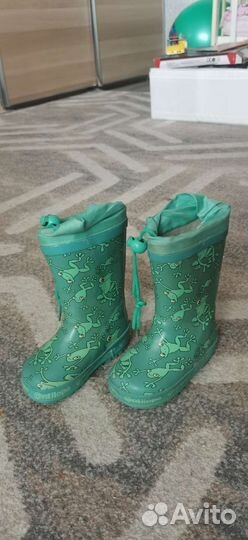 Детские резиновые сапоги