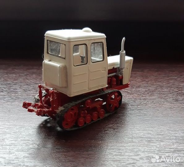 Модель трактора дт-54в