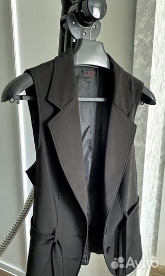 Жилет костюмный, женский