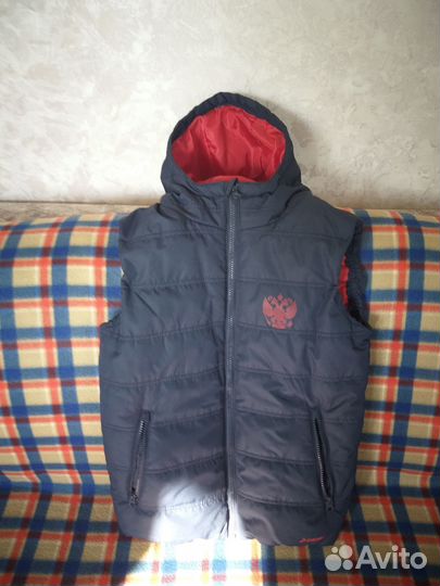 Безрукавка на мальчика рост146