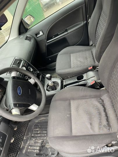 Ford Mondeo 1.8 МТ, 2003, 273 000 км