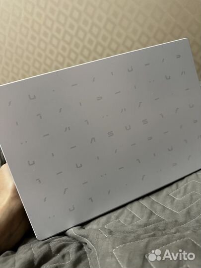 Ноутбук asus