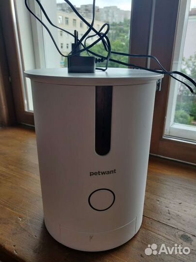 Автокормушка для кошек, собак