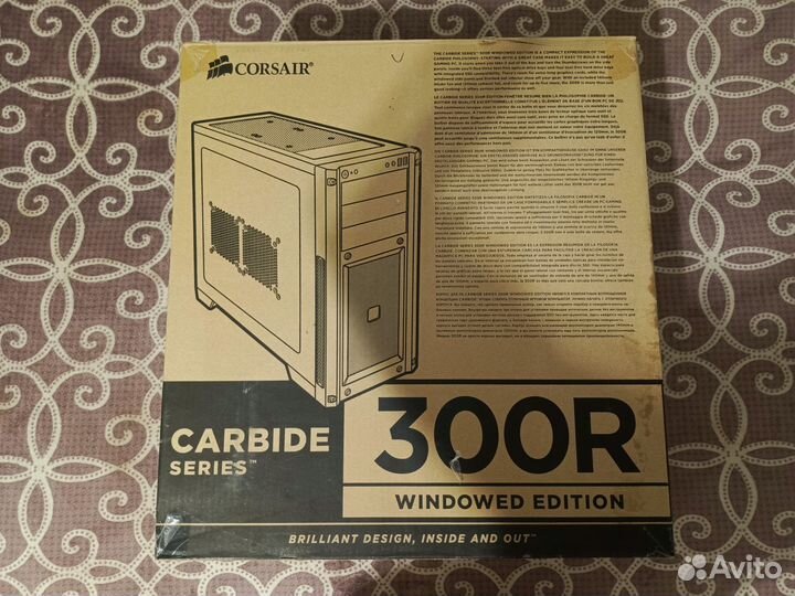 Корпус: Corsair 300R Mid Tower