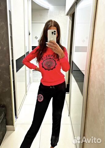 Спортивный костюм с капюшоном