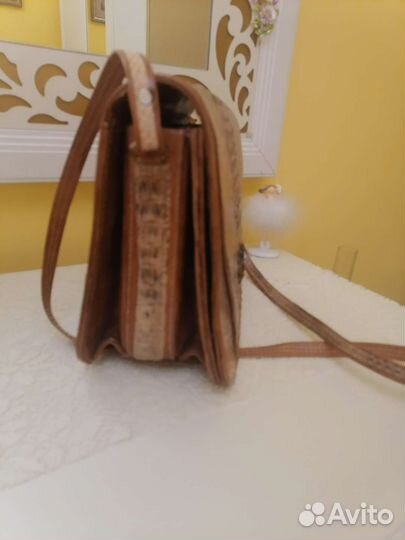 Сумка из кожи крокодила