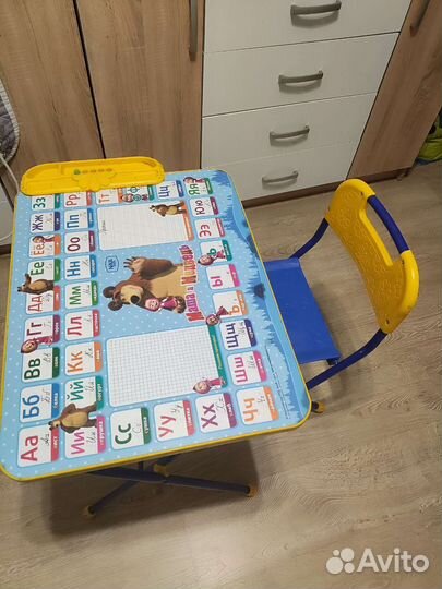 Детский стол и стул