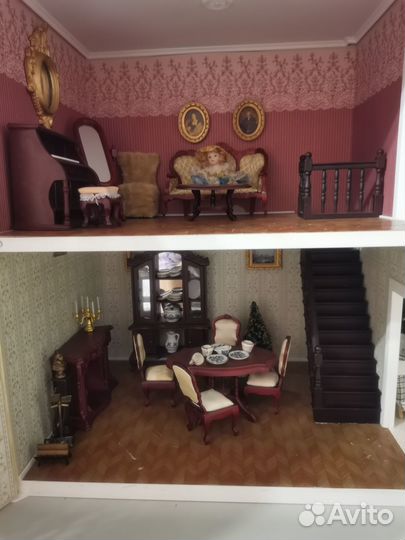 Большой кукольный домик 63x70x31