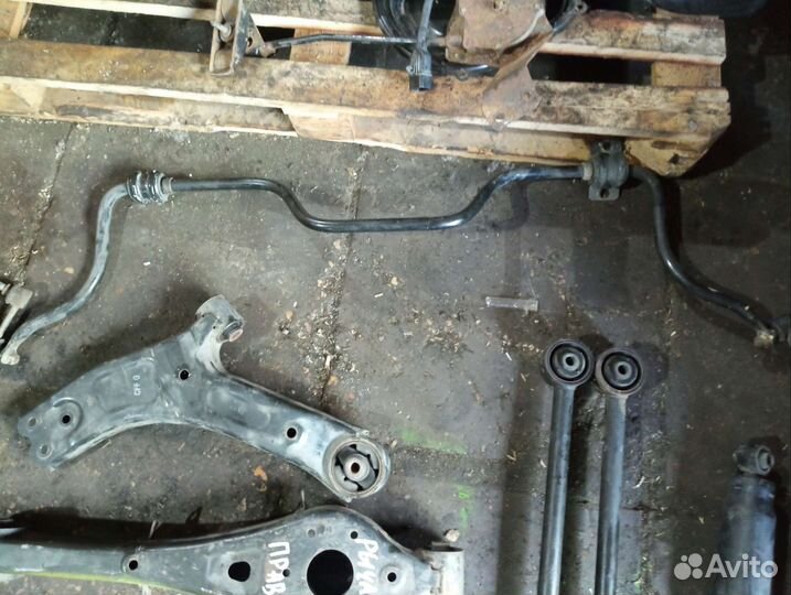 Рычаг задний и передний Hyundai grand Starex