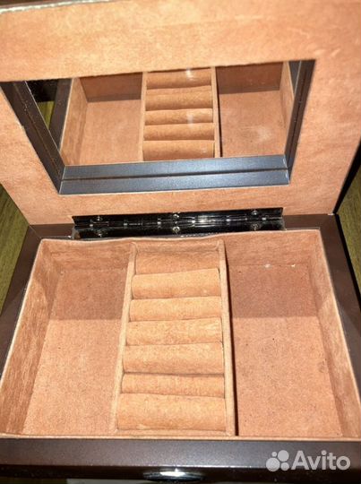 Шкатулка для украшений из натурального дерева