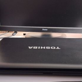 Ноутбук Toshiba, экран 15,6"