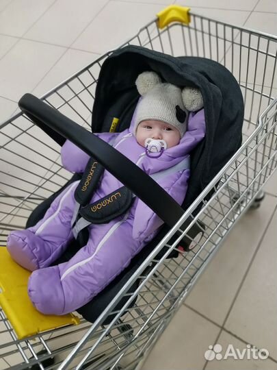 Зимний комбинезон для девочки