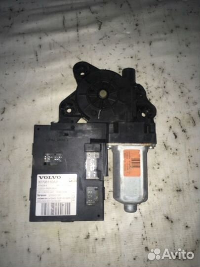 Моторчик стеклоподъемника передний правый Volvo