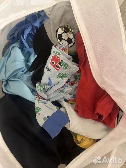 Две сумки вещей на мальчика 5-7 лет