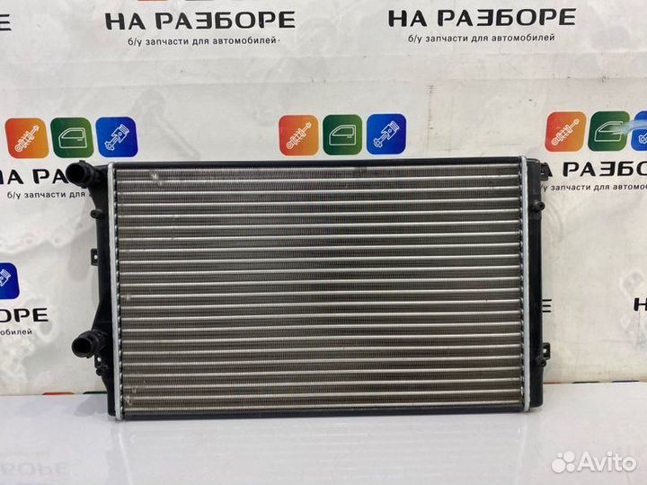 Радиатор двс Volkswagen Golf MK5 caxa 2007