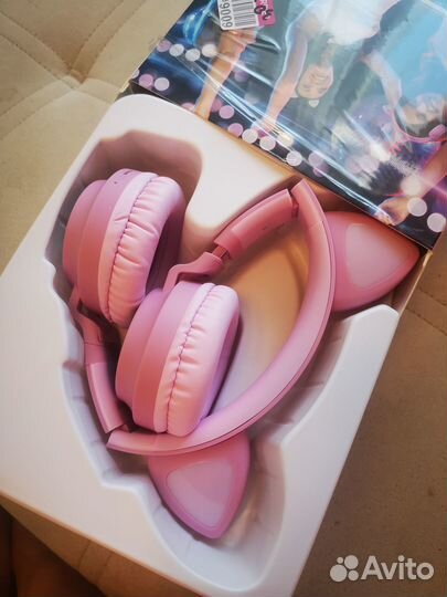 Розовые светящтеся беспроводные наушники hoco