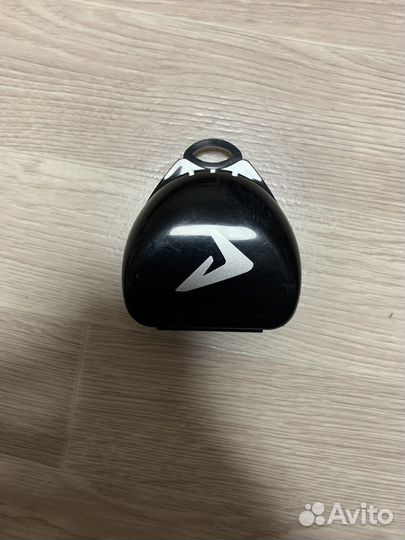 Боксерские перчатки,шлем и кейс для каппы