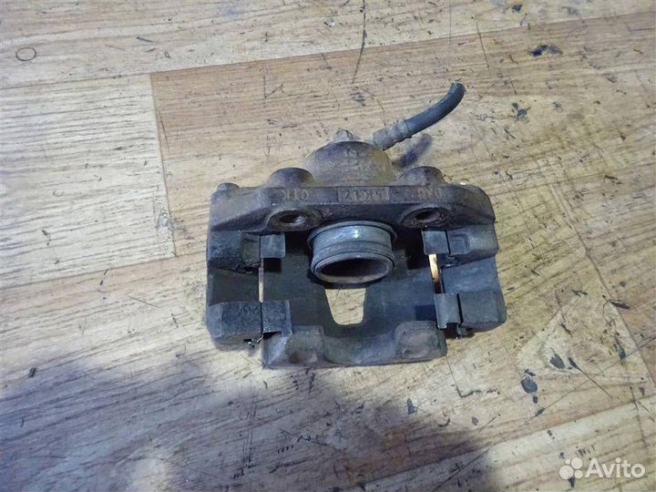 Суппорт передний правый Daewoo Nexia 1995-2016