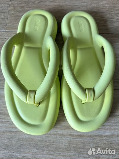 Сланцы шлепанцы Melissa