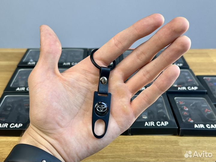 Брелок с колпачками на нипель