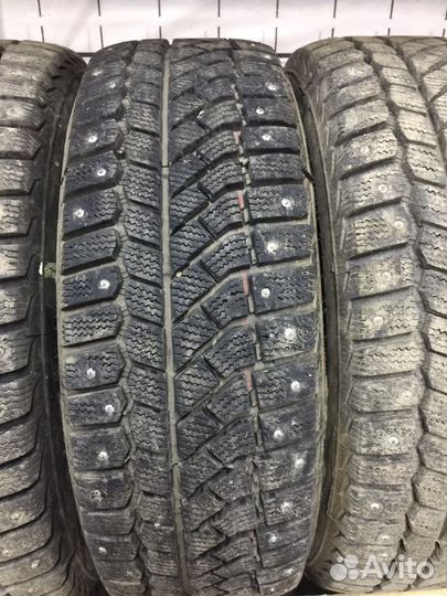 Viatti Brina Nordico V-522 205/60 R16 92T