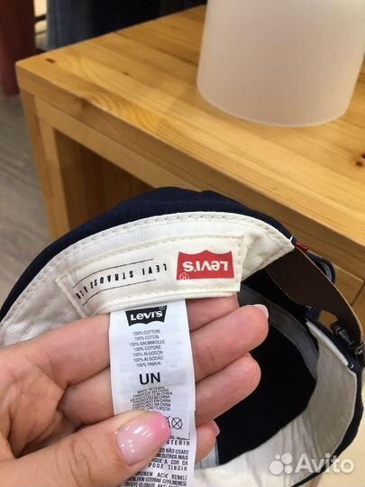 Кепка levis