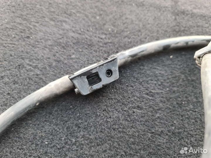 Шланг омывателя лобового стекла Mercedes C205