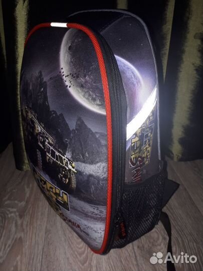 Школьный ранец