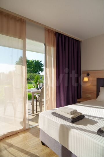 Гостиница, 1500 м²