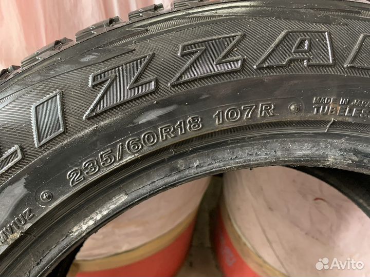 Bridgestone Blizzak DM-V1 235/60 R18 107C