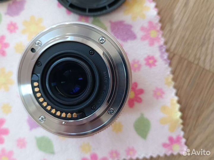 Объектив olympus 17mm 1.8 MFT как новый