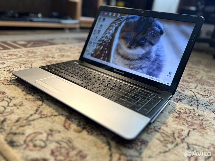 Игровой Ноутбук Acer core i5/8гб/GeForce 710m