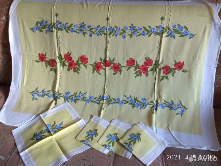 Скатерть и салфетки винтаж раритет гдр
