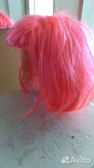 Костюмы парики