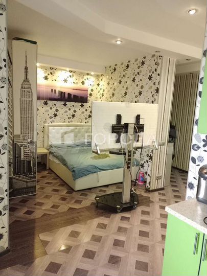 2-к. квартира, 52 м², 2/18 эт.