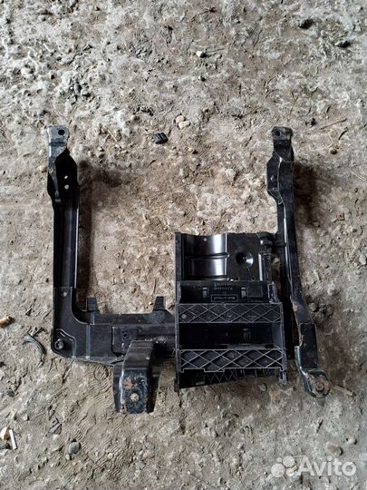 Кронштейн сидений Porsche Cayenne 955