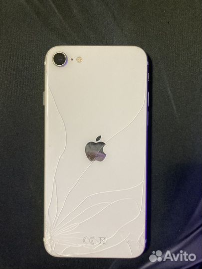 iPhone SE, 64 ГБ