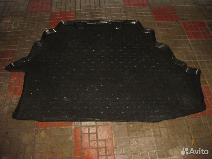 Коврик в багажник для Тойота Камри