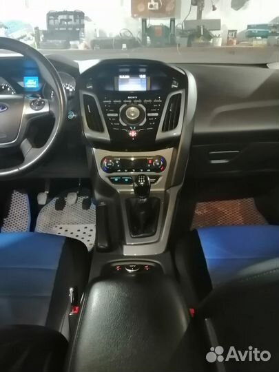 Авто магнитола sony ford Focus3