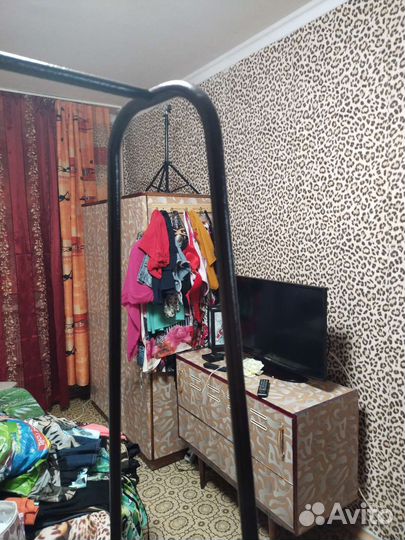 Вешалка напольная