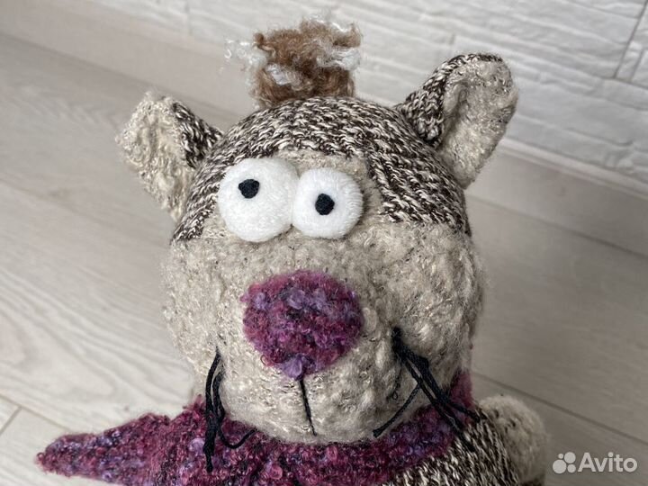 Игрушка вязаный кот Chinoco