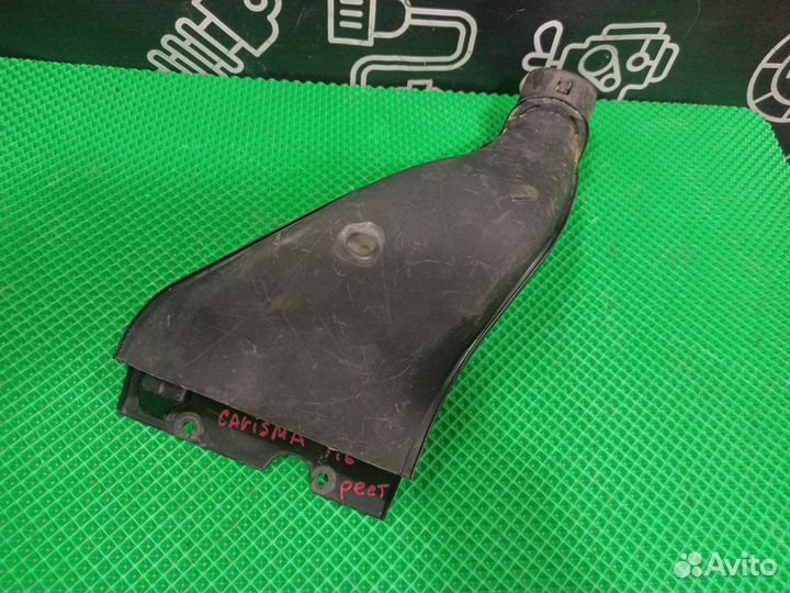 Воздухозаборник Mitsubishi Carisma MR373897