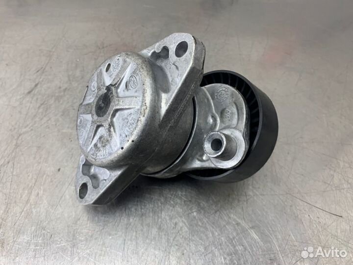 Ролик натяжителя Mercedes C-Class W204 M272 3.0I