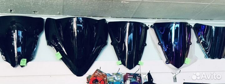 Стекло ветровое на мотоцикл (новое)