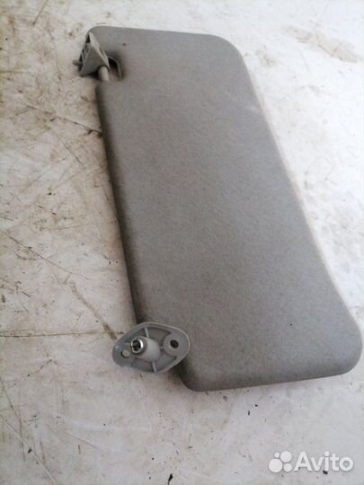 Козырек солнцезащитный правый Kia Sportage grand