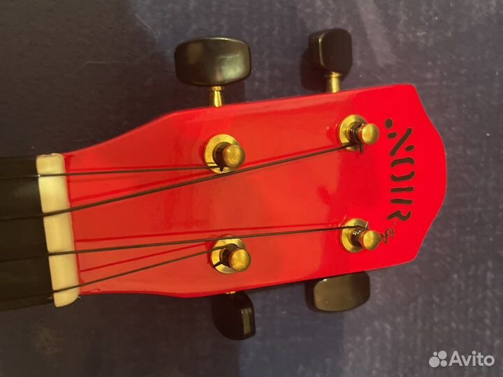 Укулеле noir BY baton rouge nuis - OR